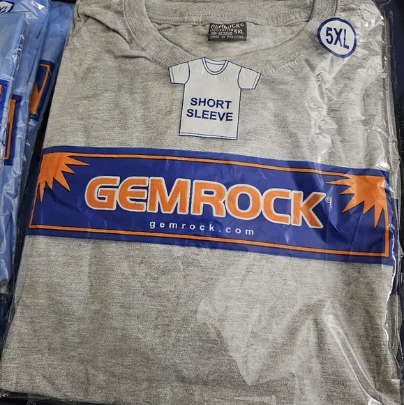 Gemrock Men's Solid Color T-Shirt - Heather Gray - Picture 4 of 5